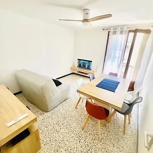  Appartement Au Pied Des Remparts