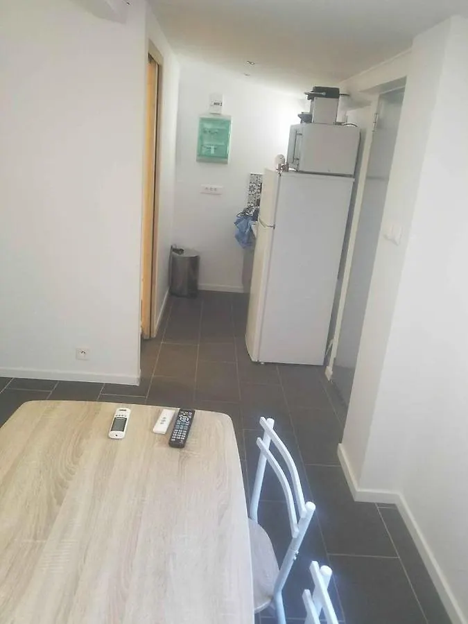 Studio Pour Location Vacances A La Semaine Avignon Apartment
